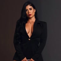 Suellen Lara (@Suellenlara) on Kwai