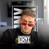 Mostrou o peito sem quererna live do taspio