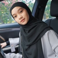 Naisa alifia yuriza telanjang