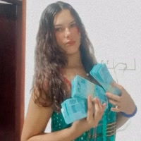 Luciana de pombos dancarina
