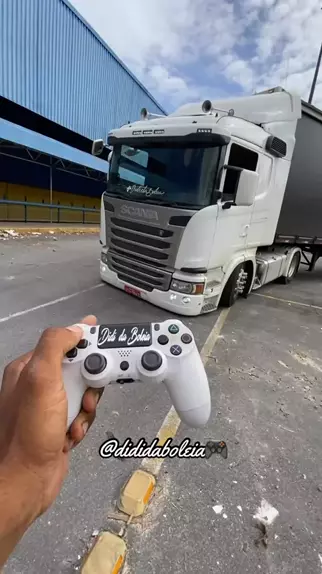 Scania 113 de Controle Remoto! Incrível, By Amo Carretas