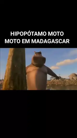 madagascar moto moto saindo da água