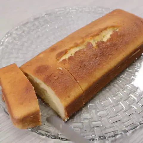 BOLO INGLÊS DE BAUNILHA  TIPO PULLMAN (POUND CAKE) 