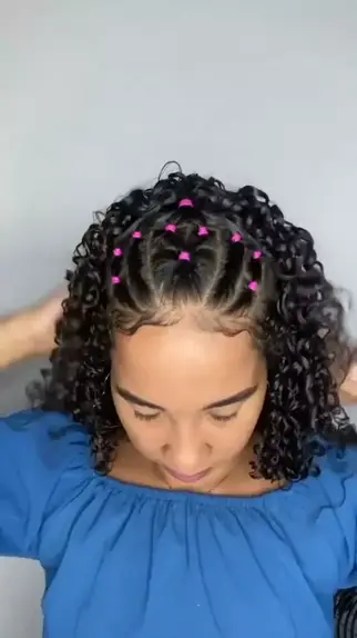 penteado com listra no cabelo