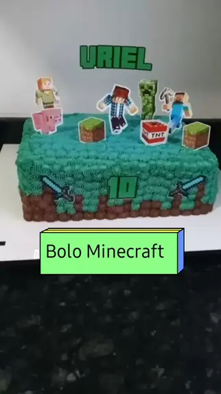 Bolo Minecraft - chantilly- Karine Cakes. 