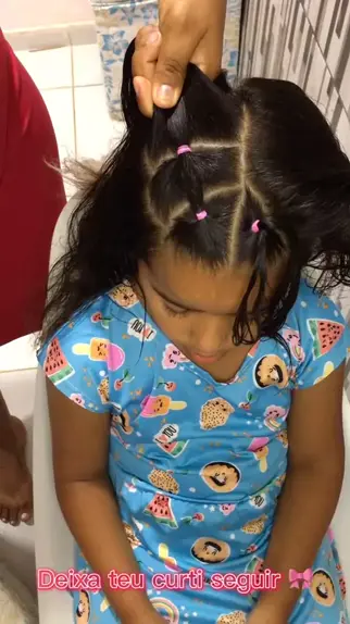 CapCut_penteados infantil com liguinhas