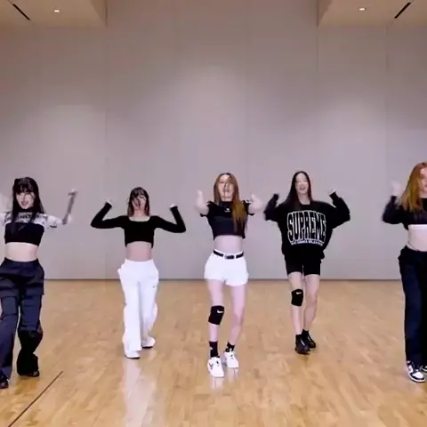 Kill this love on sale dance practice outfits