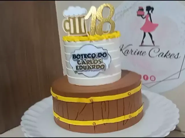 Bolo tema boteco masculino chantilly