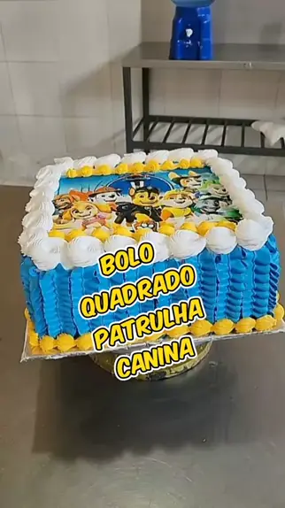 bolo decorado com chantilly feminino #bolodecoradocomchantilly