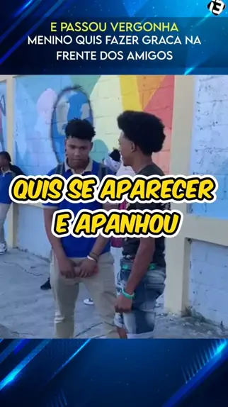 Vergonha No Rosto De Um Jovem Que Se Aproxima. Video Estoque - Vídeo de  menino, sentimento: 184557019