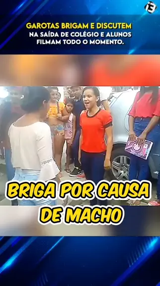 Clube das meninas feias: grupo de garotas inglesas combate bullying com  selfies caretudas – Vírgula