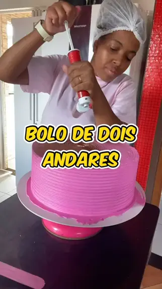 bolo 2 andares roxo com gliter 🥰🥰❤ #bolodeandar #boloroxo