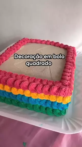 bolo masculino decorado quadrado