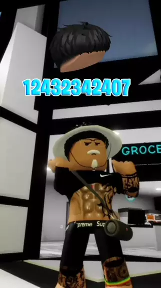 id de roupas no brookhaven roblox versao mandrake