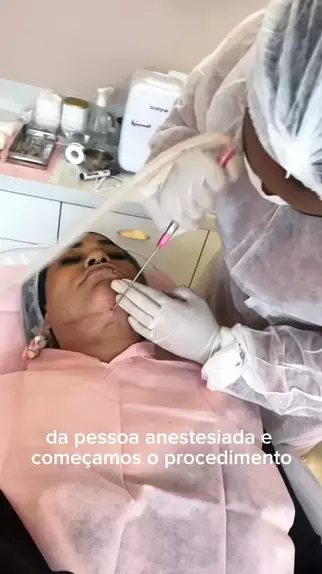 Jojo Todynho arranca curativo e mostra resultado de lipo na papada