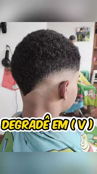 Barbearia D. Amaral - Degradê em V disfarçado 😎✂️💈