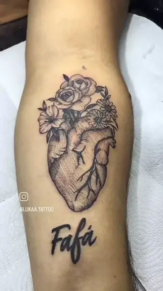 Tattoo coração com fogo ❤️‍🔥 - Tatuaria Tradicional 92