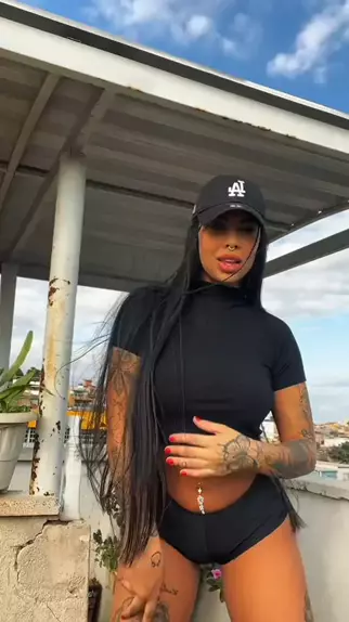 vídeo de meninas dançando funk com short curto | ...| Kwai