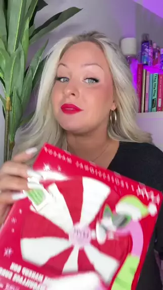 hailey's advent calendar makeup