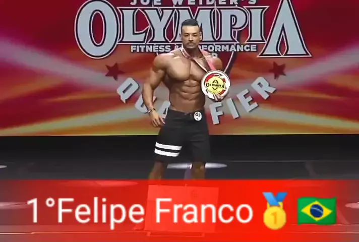 O Felipe Franco mostrando o shape💪💪 #felipefranco #bodybuilding