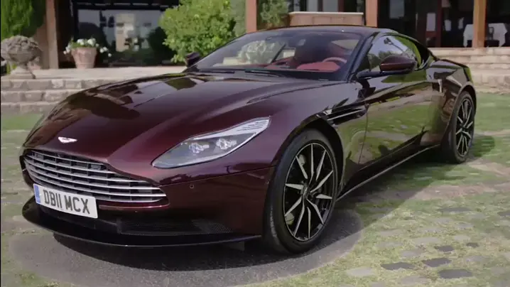 Aston Martin AMV10