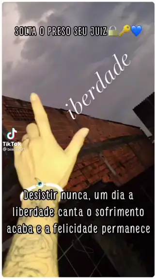 Nunca desista da pessoa que vc gosta kah - Pensador