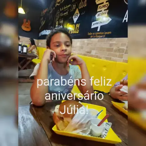 PARABENS JULIA!! 