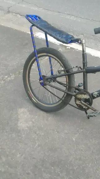 Bicicleta aro 20 montadinha