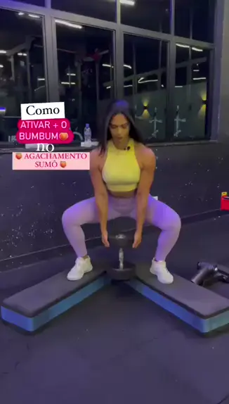 Agachamento Sumô com Barra - Academia Templo Gym 