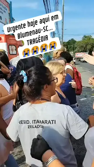 URGENTE: Homem invade evento de crianças com machadinho e deixa todos em  pânico - TopElegance