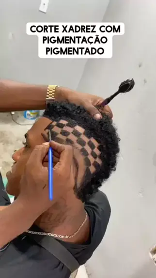 Corte de cabelo xadrez ou quadradinho 