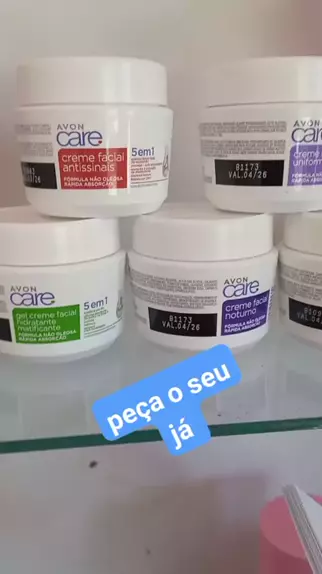 Creme Facial Antissinais Avon Care 5 em 1 la do lado