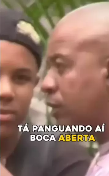 fica panguando boca aberta