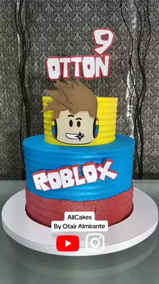 Decorando bolo de 2 andares! Tema Roblox 🤖💙💚❤️ #confeitaria #confe