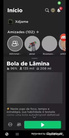 Jogando o jogo bola de lâmina 