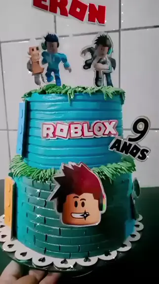 Bolos Daniela - Bolo Roblox do Arthur e Davi pasta de