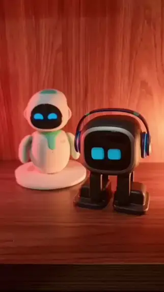 TikTok Viral: Conoce a EMO, el pequeño robot que está conquistando