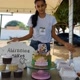 Bolo feminino com 2 andares, laços e bijuteria - Entrega Grátis em 24h -  ChefPanda