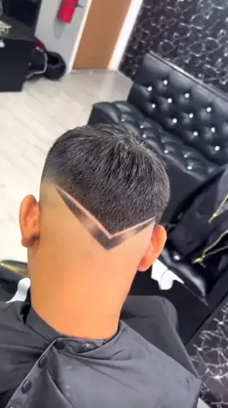 Corte de Cabelo Asa Delta Masculino