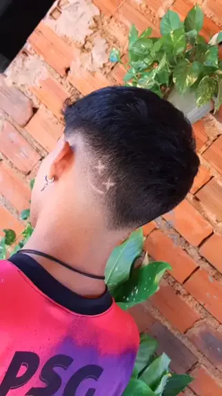 Degrade Baixo (LowFade) com risquinho Marshmello na Lateral