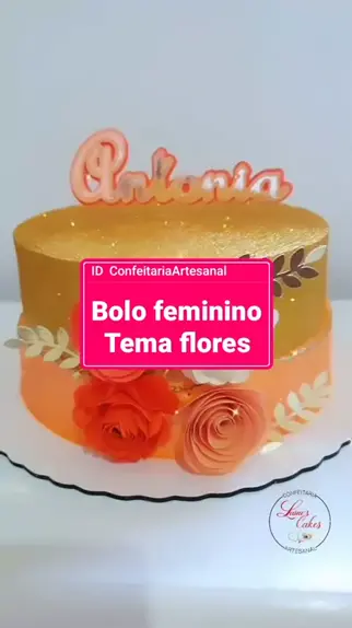 Foto de Feminino Adulto Mostrando Seu Bolo De Aniversário e mais fotos de  stock de 30-34 Anos - 30-34 Anos, Adulto, Adulto de idade mediana - iStock