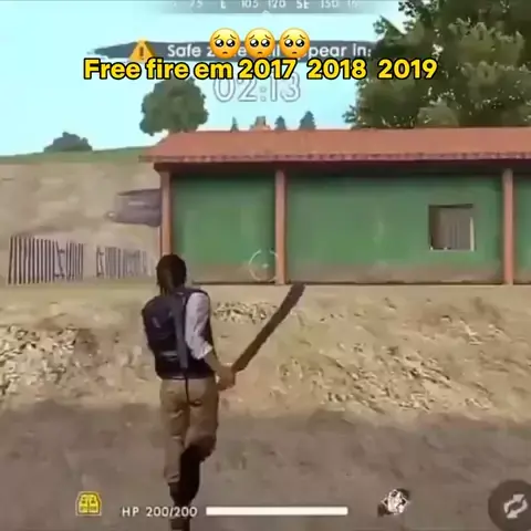 JOGUEI A VERSÃO ANTIGA DO FREE FIRE!! SÓ NOSTALGIA! 