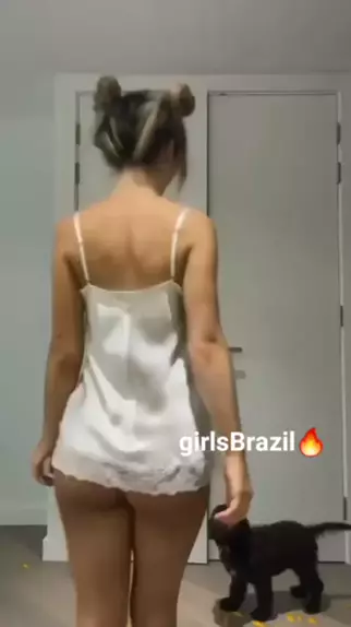 bitchesgirls.com | Discover 
