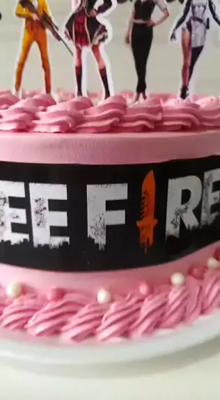 Bolo tema free fire feminino rosa #freefirefeminino