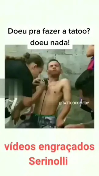 Homem faz tatuagem com QR code que esconde pegadinha bizarra