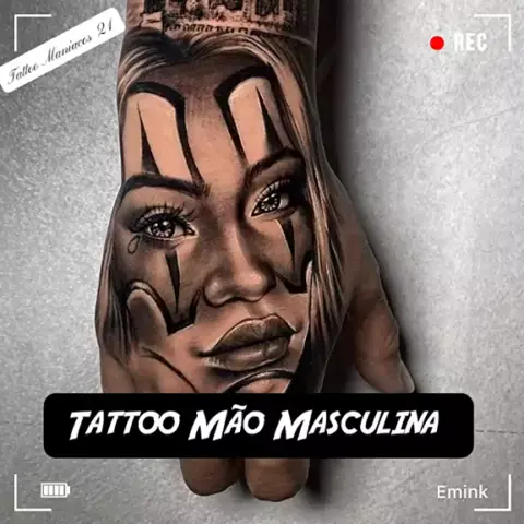 tattoo masculina na mao pequena