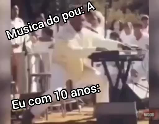 Menino cantando a música do pou - MEME original (Videos para