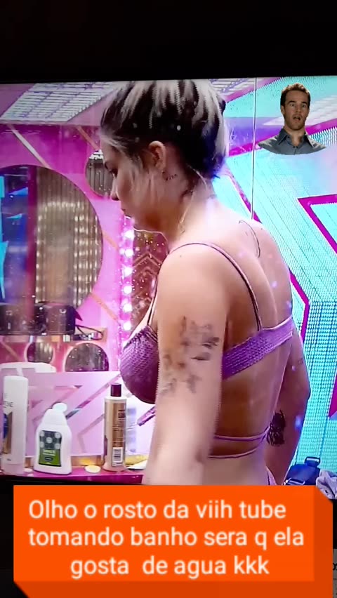 novinha & novinha de 18 tomando banho| Discover