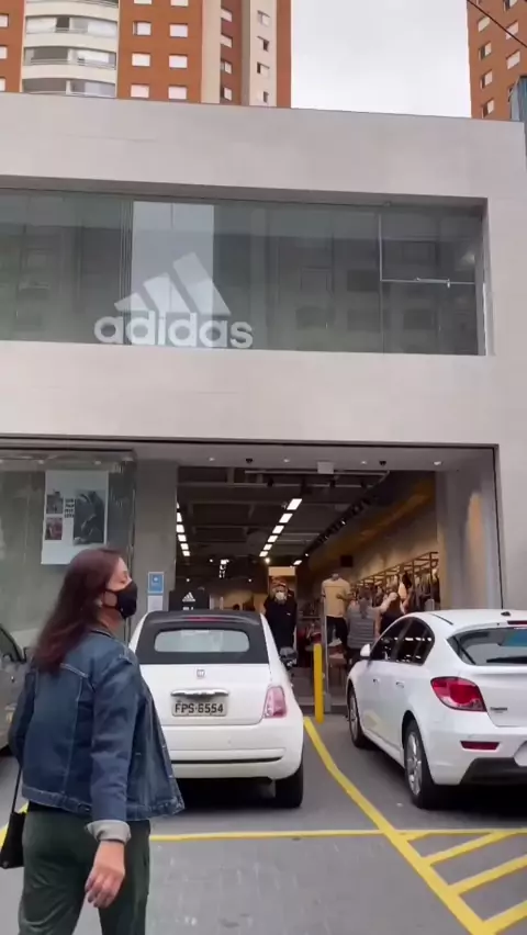 Adidas bogota deals outlet americas
