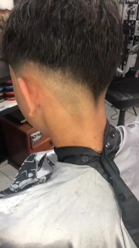 Corte de Cabelo Masculino - Coração Partido 💔 